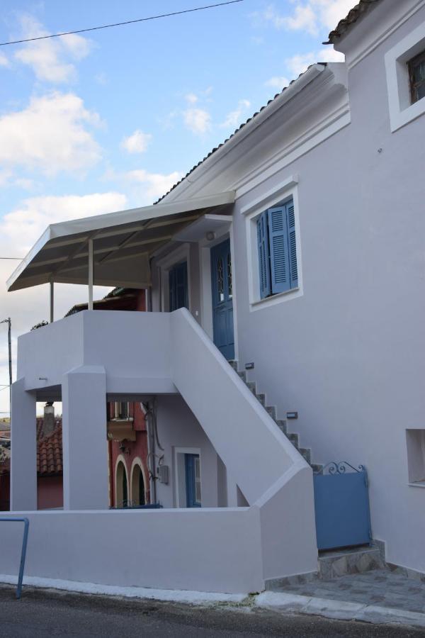 Laundry House Apartamento Sinarádes Exterior foto